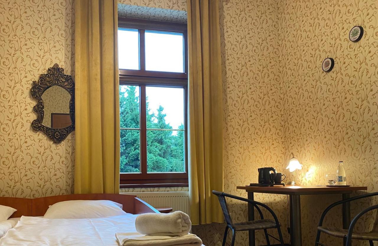 Hotel I Restauracja Castle Bystrzyca Kłodzka Dış mekan fotoğraf